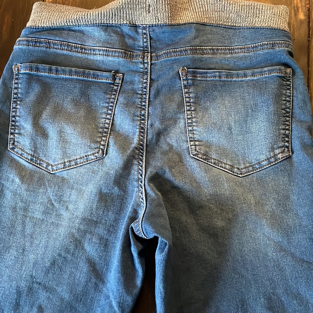 Jeans - Picture 2 of 2
